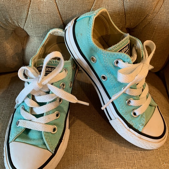 Converse Other - Converse all star little girls size 10.5